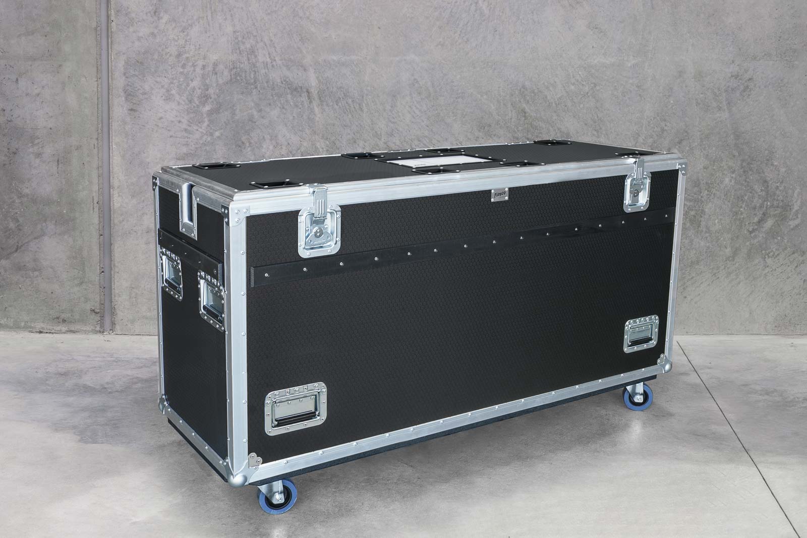 24 x 60 Tall Cadillac Case | Touring Road Cases | Fiasco Cases – Fiasco ...
