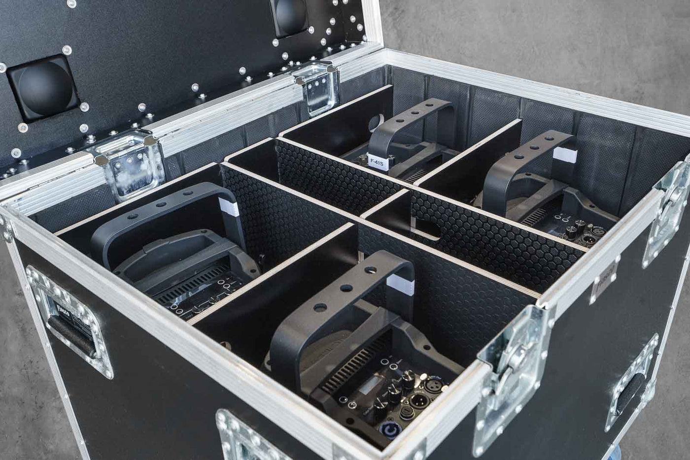 24 x 30 CASE WITH LED FRESNEL DIVIDER | Road Case for Lights – Fiasco ...